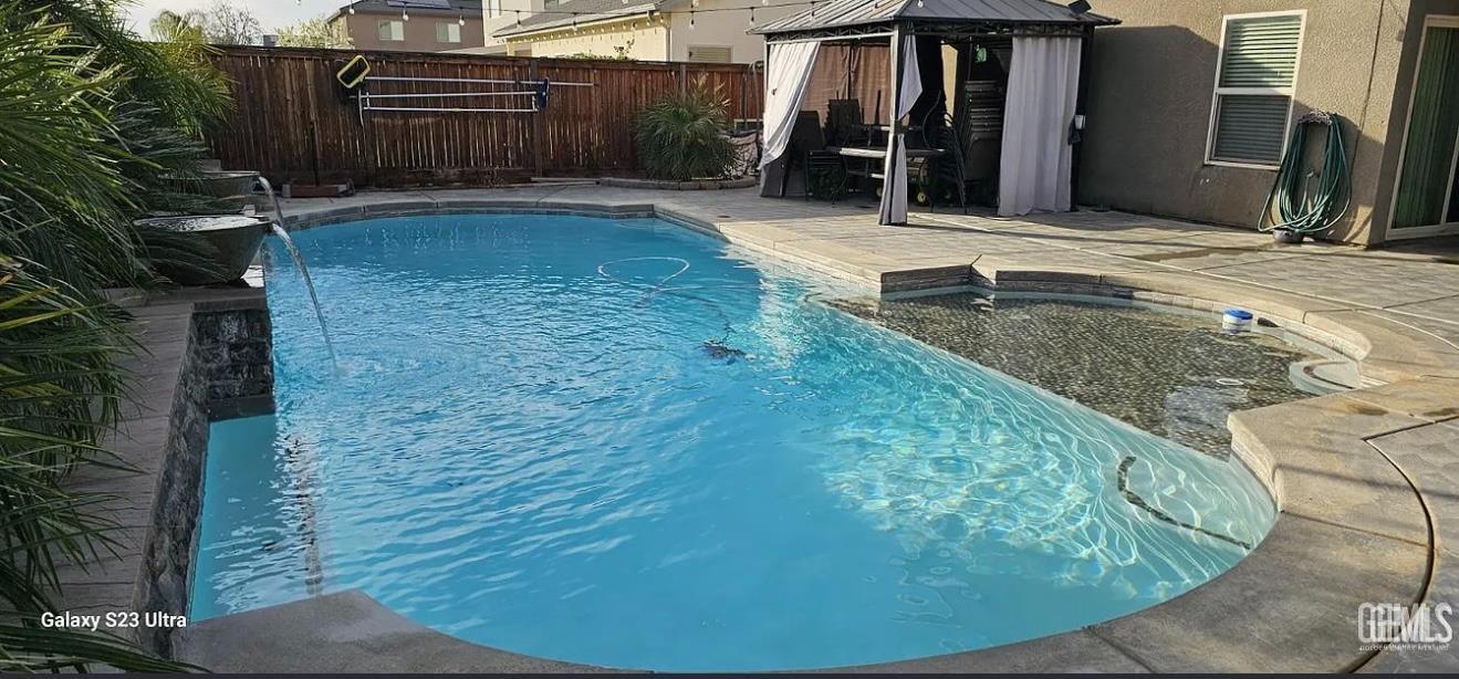 Shafter, California, 93263, United States, 5 Bedrooms Bedrooms, ,4 BathroomsBathrooms,Residential,For Sale,2006305