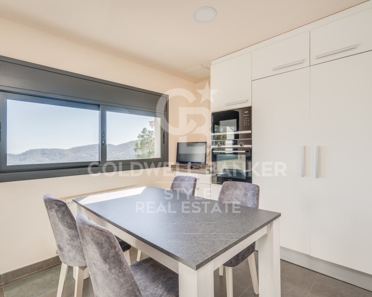 Matadepera, Catalonia, ES, 5 Bedrooms Bedrooms, ,2 BathroomsBathrooms,Residential,For Sale,1720795
