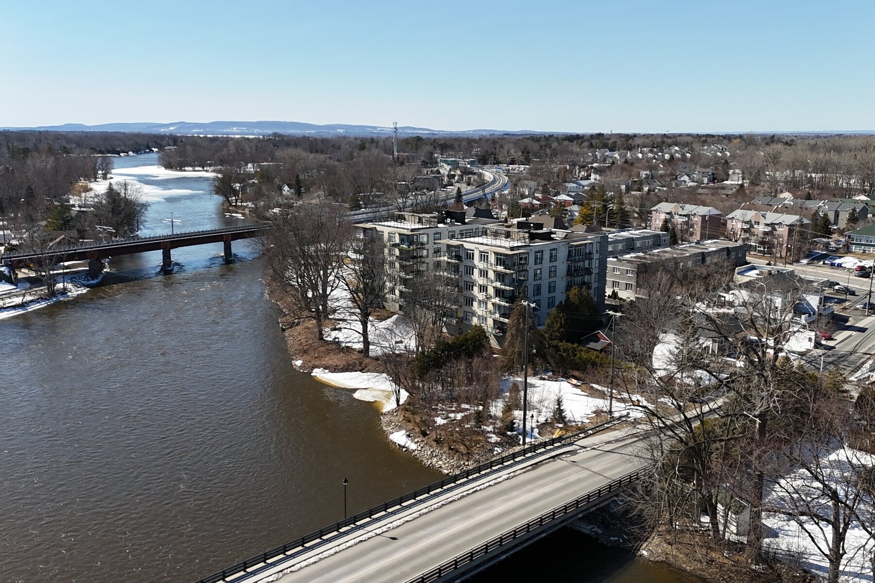  Sainte-Dorothée, Laval - 物件實景