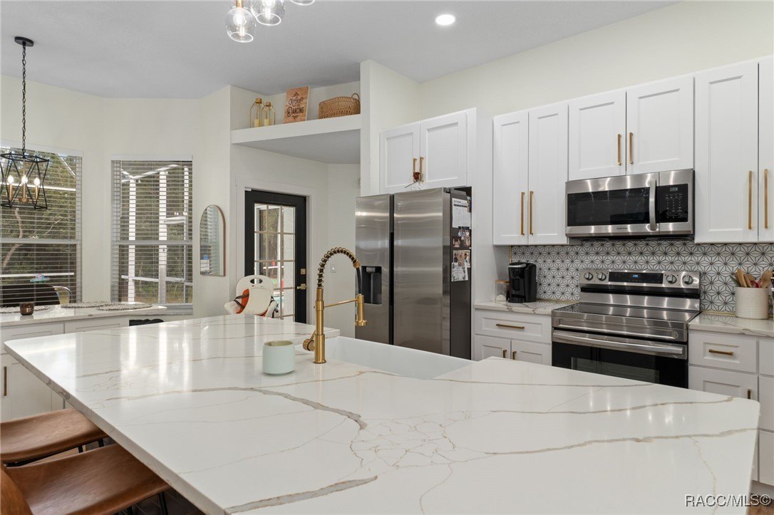 Beverly Hills, Florida, 34465, United States, 3 Bedrooms Bedrooms, ,2 BathroomsBathrooms,Residential,For Sale,1976634