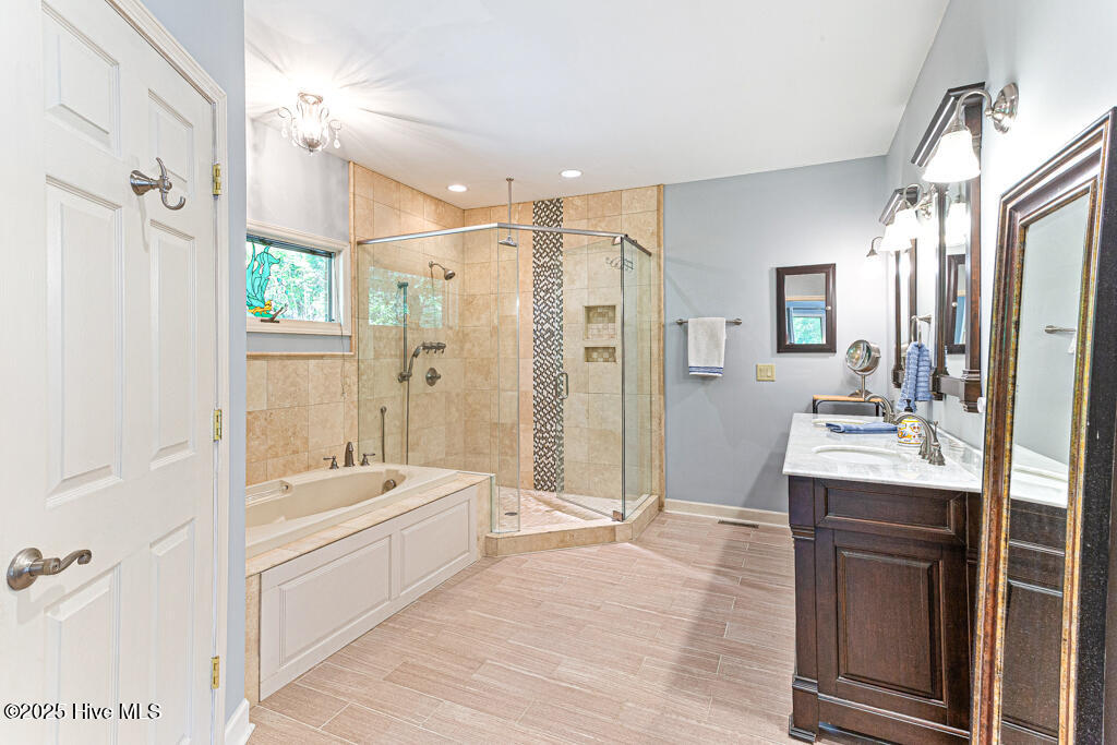 Pinehurst, North Carolina, 28374, United States, 3 Bedrooms Bedrooms, ,4 BathroomsBathrooms,Residential,For Sale,1875660