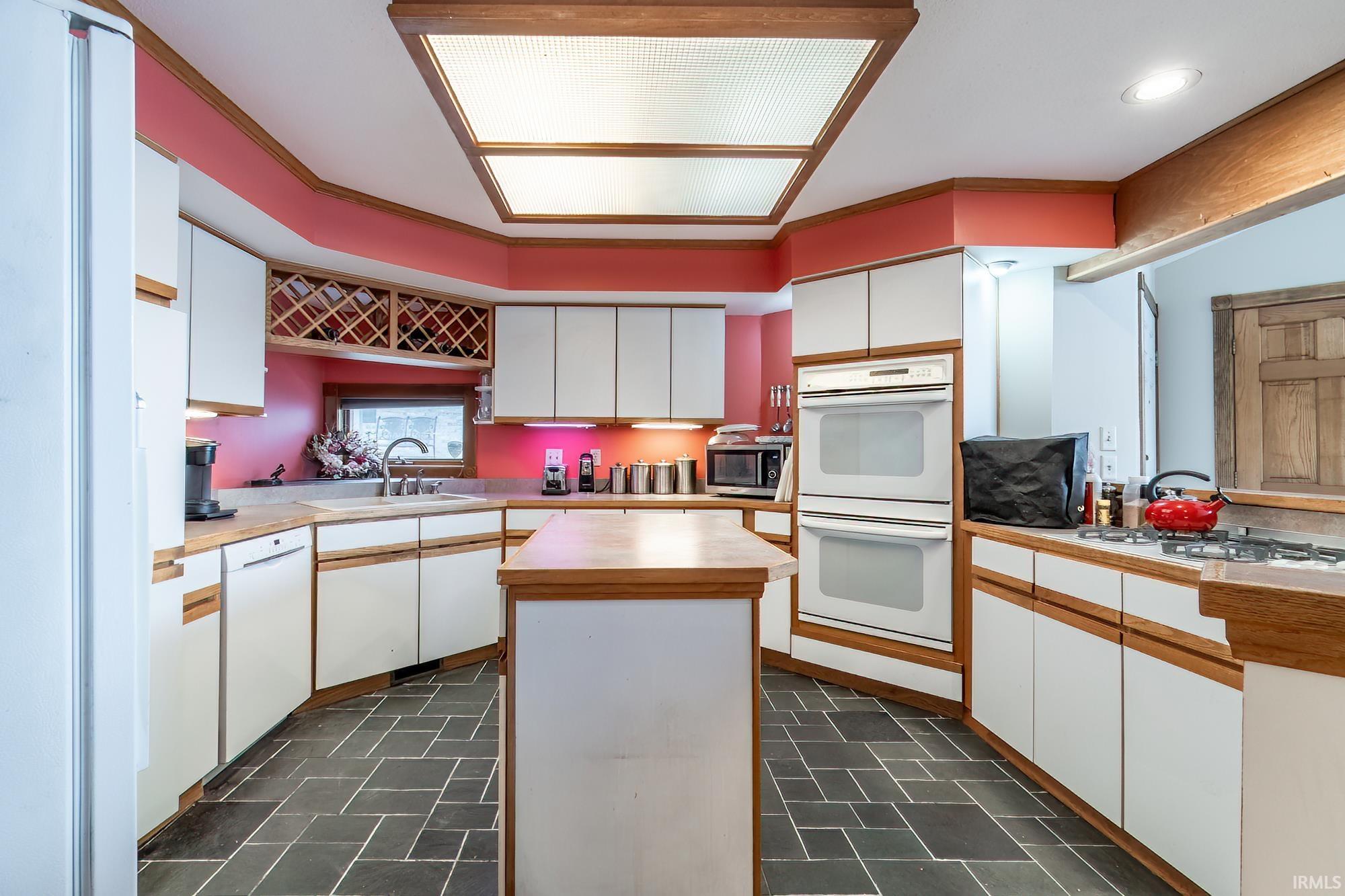 Fremont, Indiana, 46737, United States, 3 Bedrooms Bedrooms, ,3 BathroomsBathrooms,Residential,For Sale,1980112