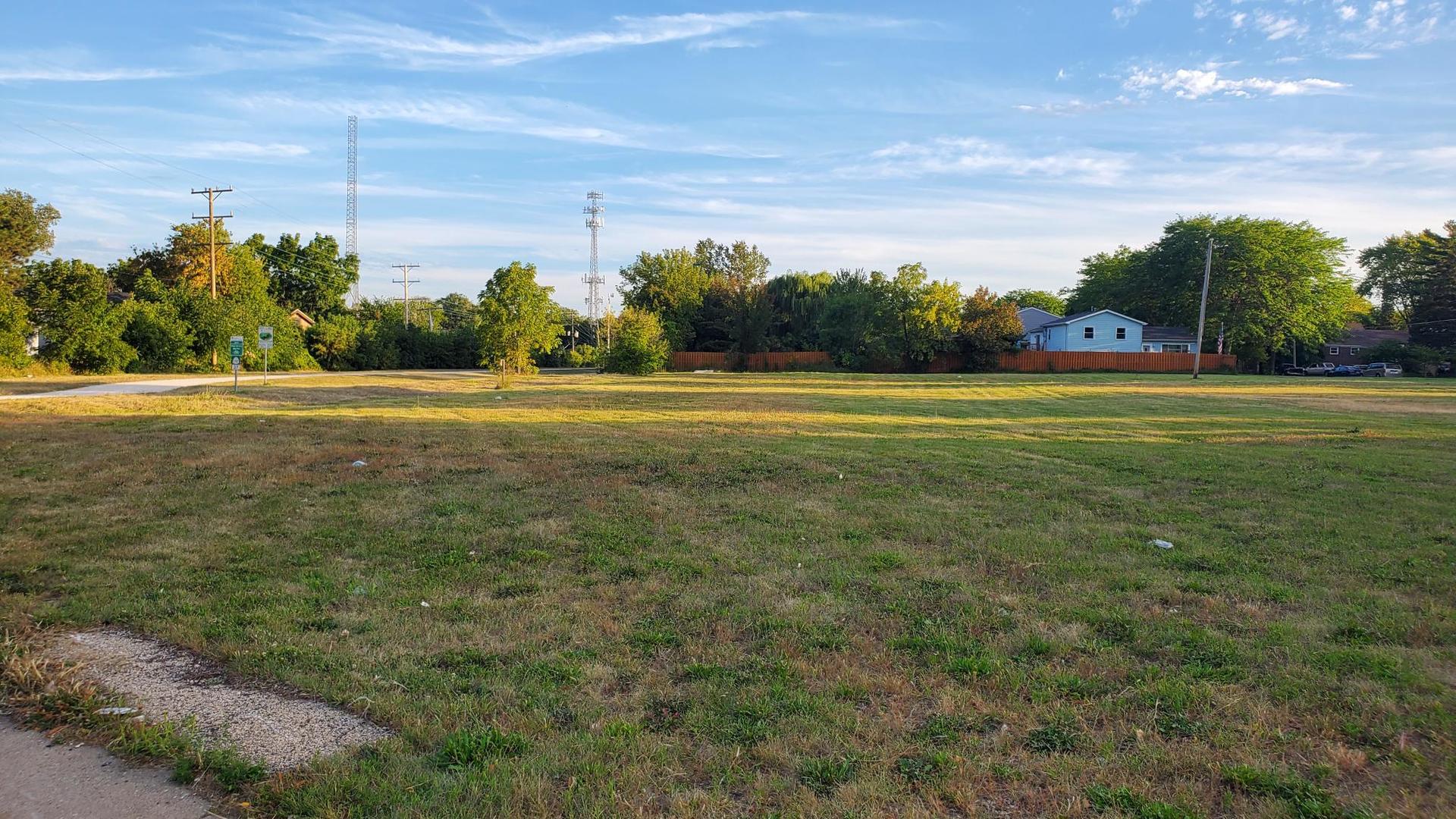 Waukegan, Illinois, 60085, United States, ,Land,For Sale,1976243