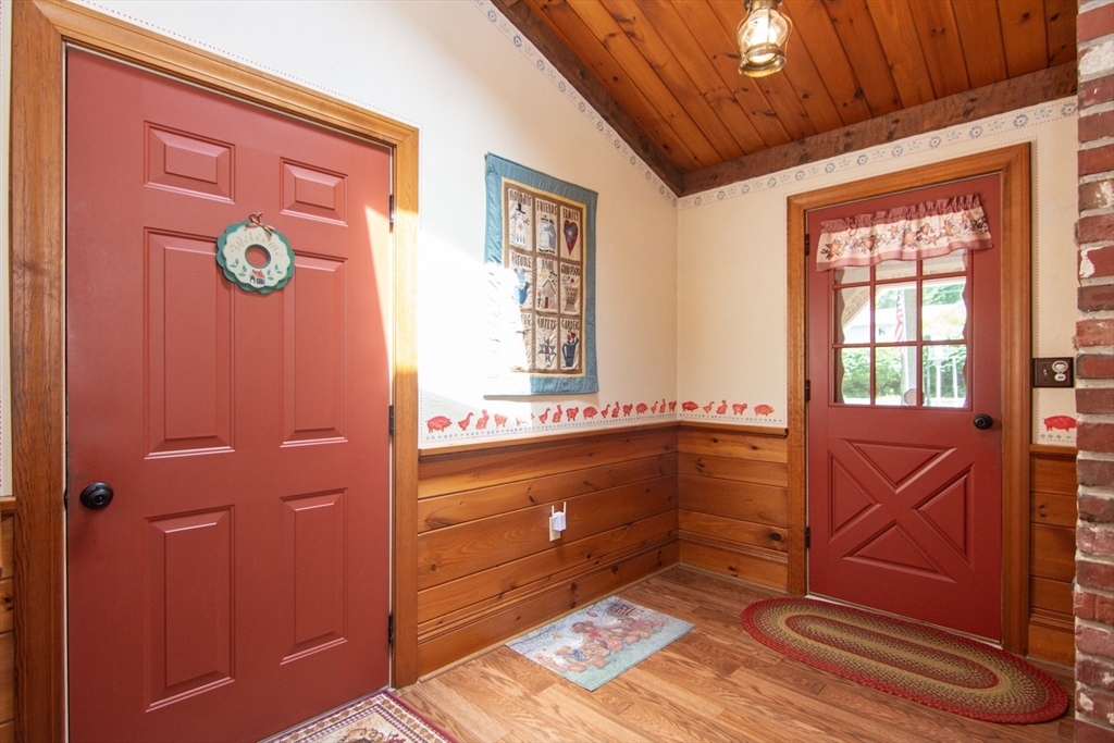 Hanson, Massachusetts, 02341, United States, 3 Bedrooms Bedrooms, ,Residential,For Sale,1920673