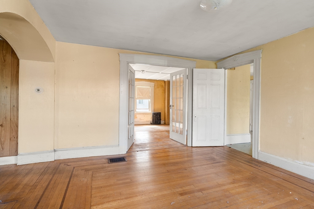 49 Summer, Natick, Massachusetts, 01760, United States, 6 Bedrooms Bedrooms, ,3 BathroomsBathrooms,Residential,For Sale,49 Summer,1672489