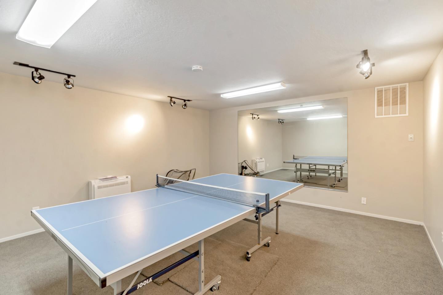 San Carlos, California, 94070, United States, 5 Bedrooms Bedrooms, ,5 BathroomsBathrooms,Residential,For Sale,1700172