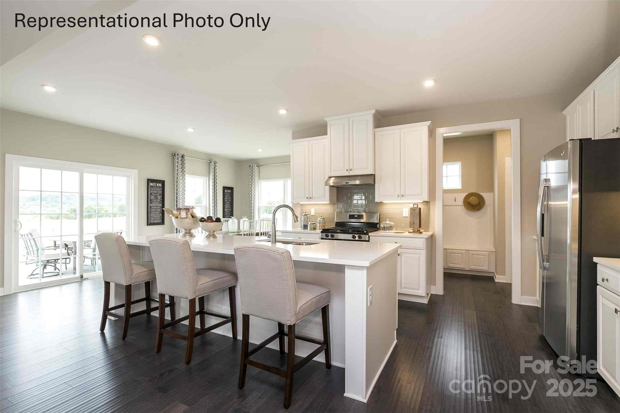 Indian Trail, North Carolina, 28079, United States, 4 Bedrooms Bedrooms, ,4 BathroomsBathrooms,Residential,For Sale,1899488