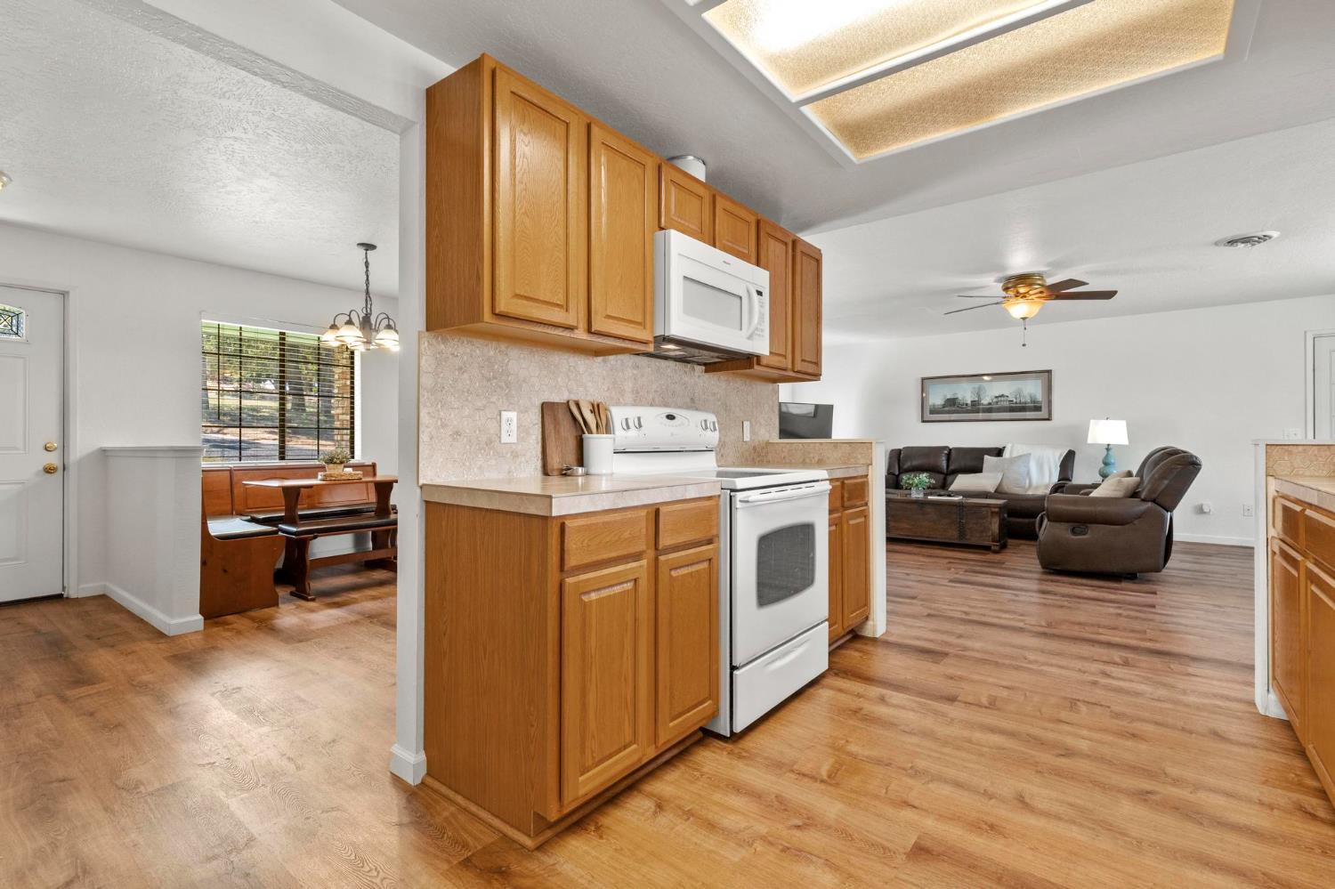 Marysville, California, 95901, United States, 2 Bedrooms Bedrooms, ,2 BathroomsBathrooms,Residential,For Sale,1927957