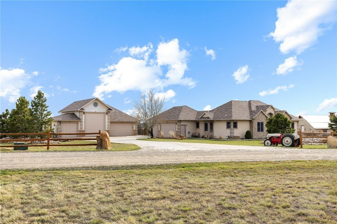 Molt/Rapelje, Montana, 59106, United States, 4 Bedrooms Bedrooms, ,3 BathroomsBathrooms,Residential,For Sale,1789052