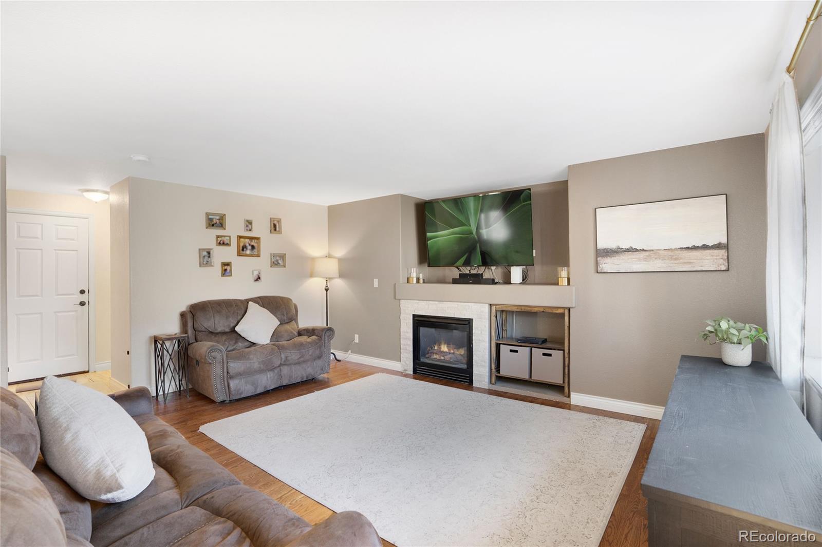 Thornton, Colorado, 80602, United States, 4 Bedrooms Bedrooms, ,3 BathroomsBathrooms,Residential,For Sale,1972750