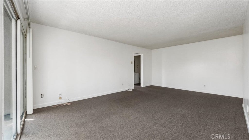 Los Angeles, California, 90034, United States, 2 Bedrooms Bedrooms, ,2 BathroomsBathrooms,Residential,For Sale,2025767