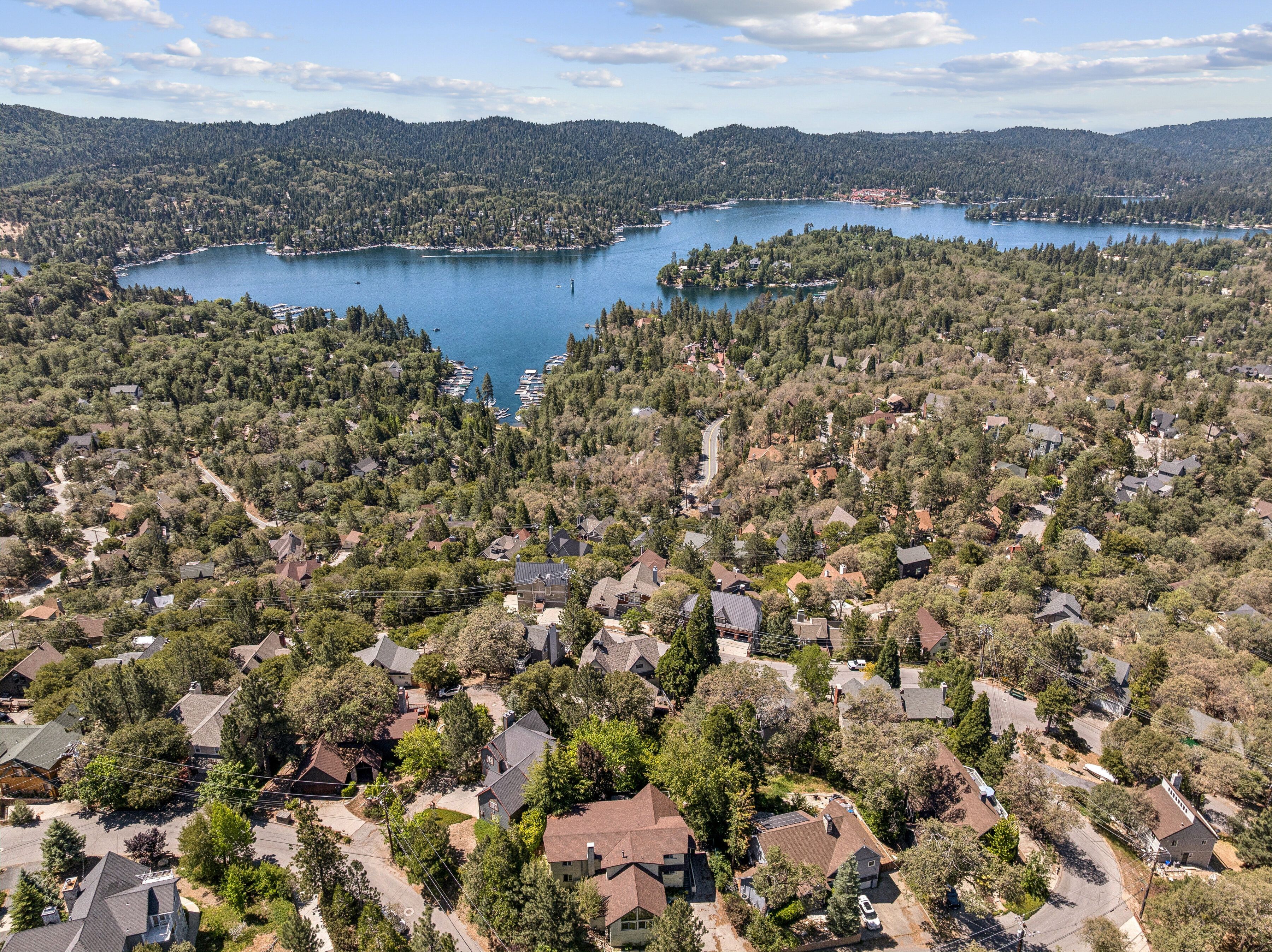  1369 Yellowstone Drive, Lake Arrowhead, CA 92352 - 物件實景