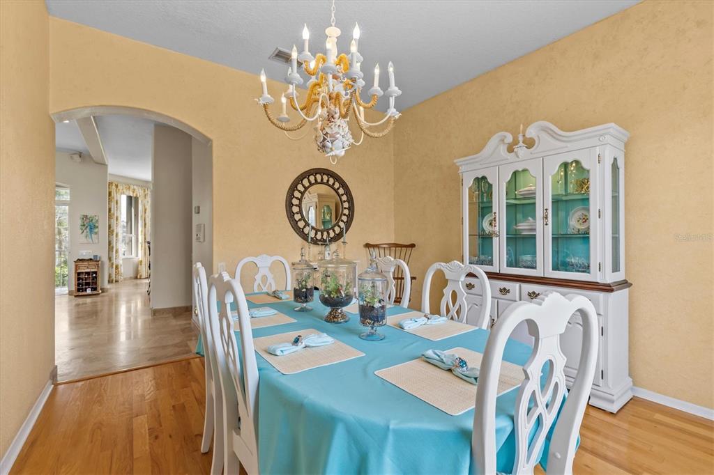 Tarpon Springs, Florida, 34689, United States, 3 Bedrooms Bedrooms, ,2 BathroomsBathrooms,Residential,For Sale,1751441