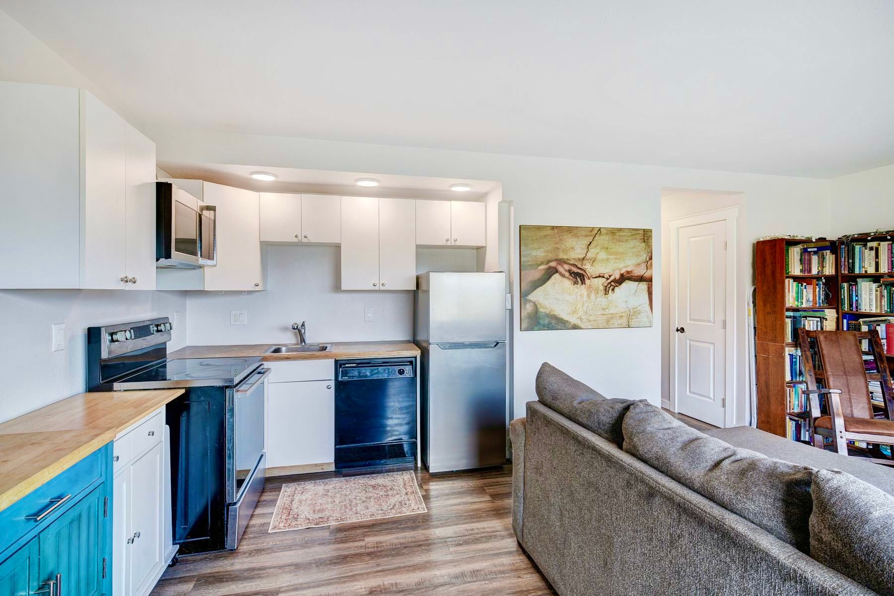  Dillon Valley Condo A-201 - 物件實景