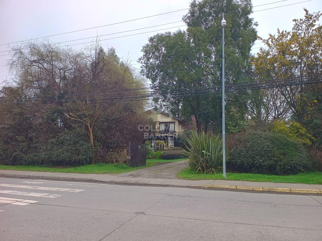 Puerto Varas, Chile, 8 Bedrooms Bedrooms, ,4 BathroomsBathrooms,Residential,For Sale,1999083