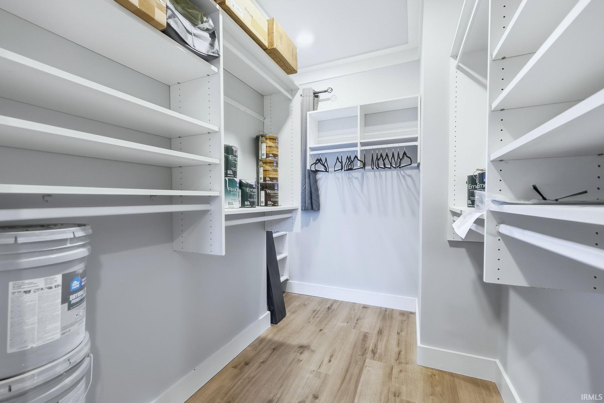 Auburn, Indiana, 46706-9568, United States, 3 Bedrooms Bedrooms, ,3 BathroomsBathrooms,Residential,For Sale,1987024