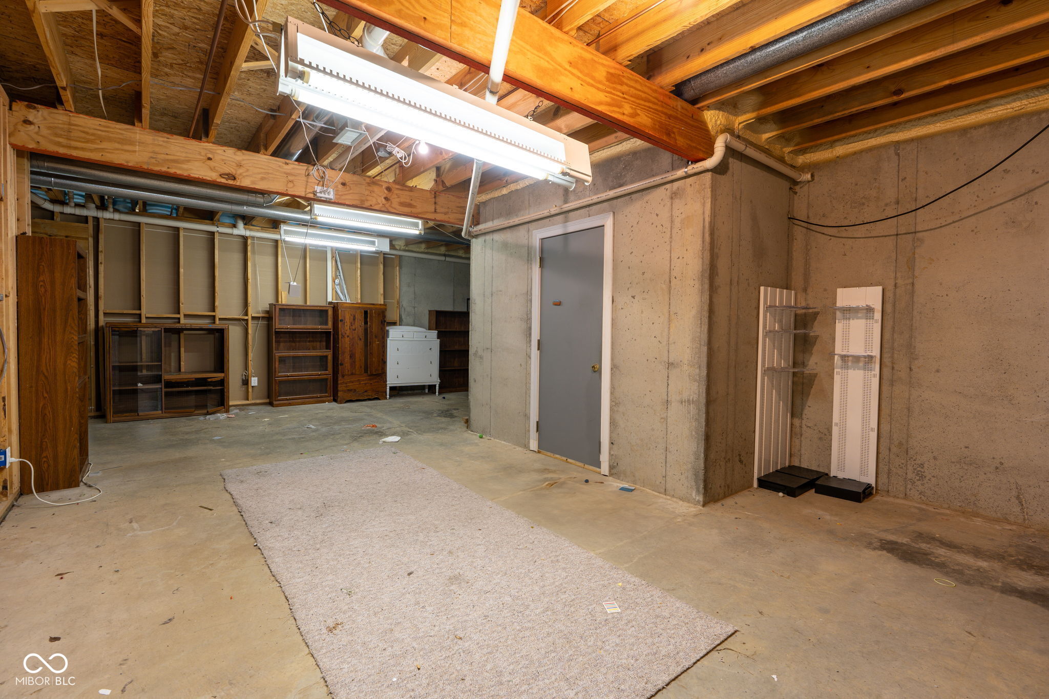 Fairland, Indiana, 46126, United States, 5 Bedrooms Bedrooms, ,4 BathroomsBathrooms,Residential,For Sale,1976010