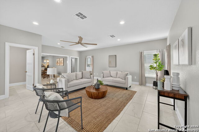 San Antonio, Texas, 78209, United States, 3 Bedrooms Bedrooms, ,3 BathroomsBathrooms,Residential,For Sale,1992862