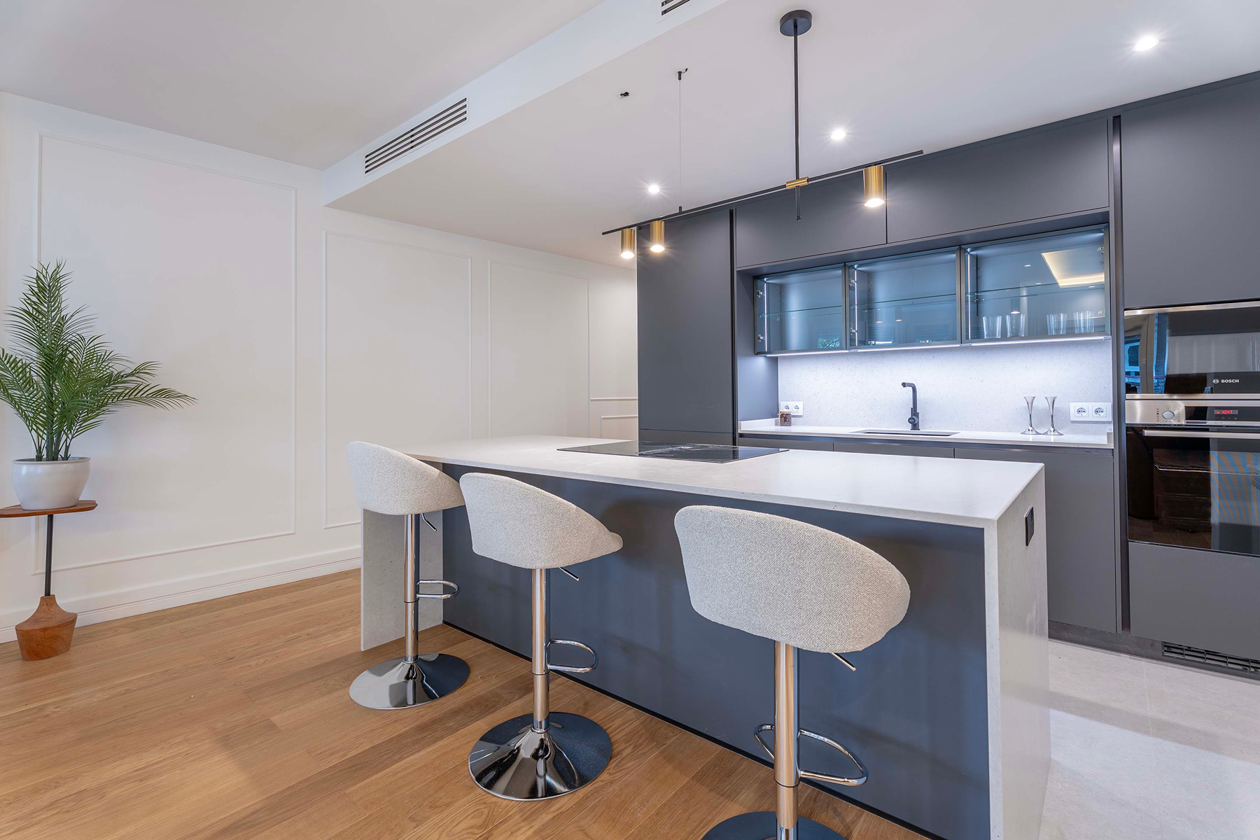  Renovated flat with 3 bedrooms, 4 bathrooms, and garage - 物件實景