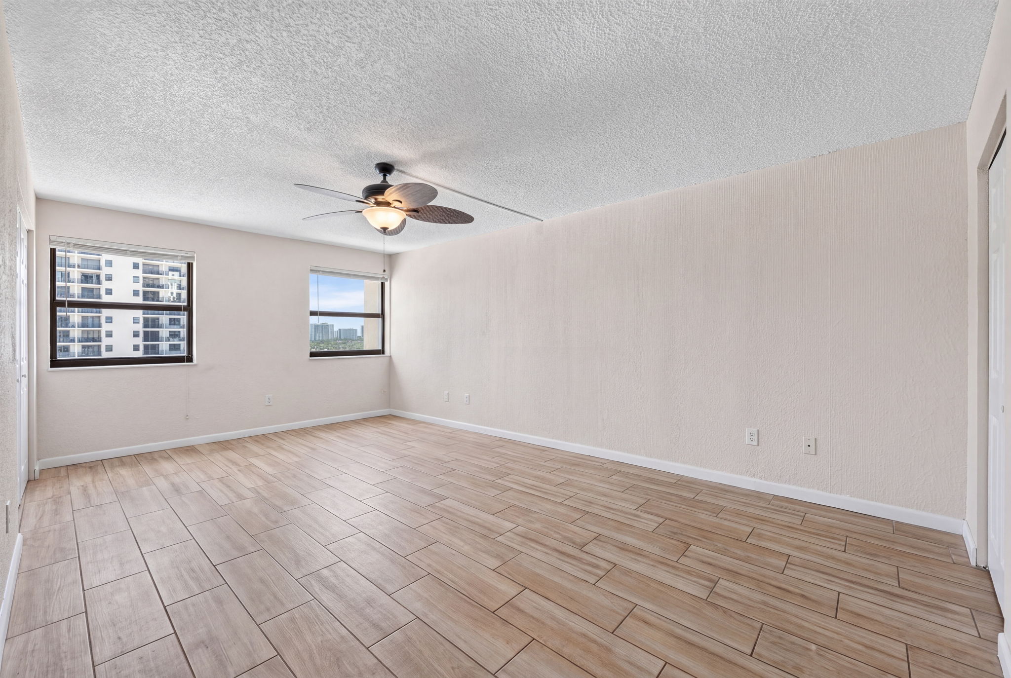  1201 S Ocean Dr, Hollywood, FL, 33019 - 物件實景
