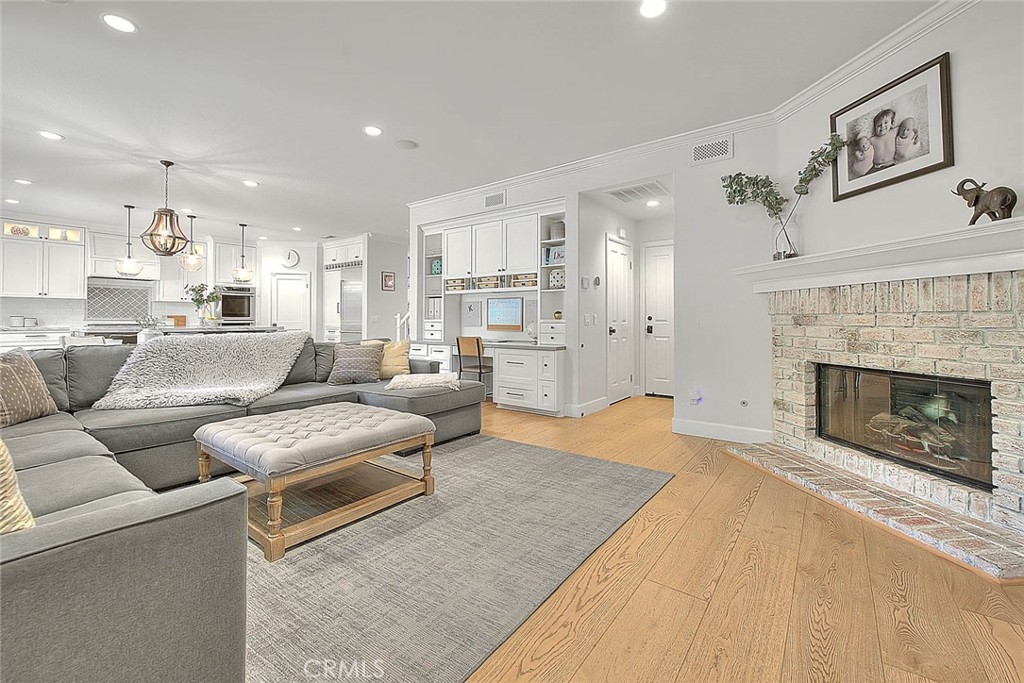 Irvine, California, 92602, United States, 4 Bedrooms Bedrooms, ,3 BathroomsBathrooms,Residential,For Sale,2030322