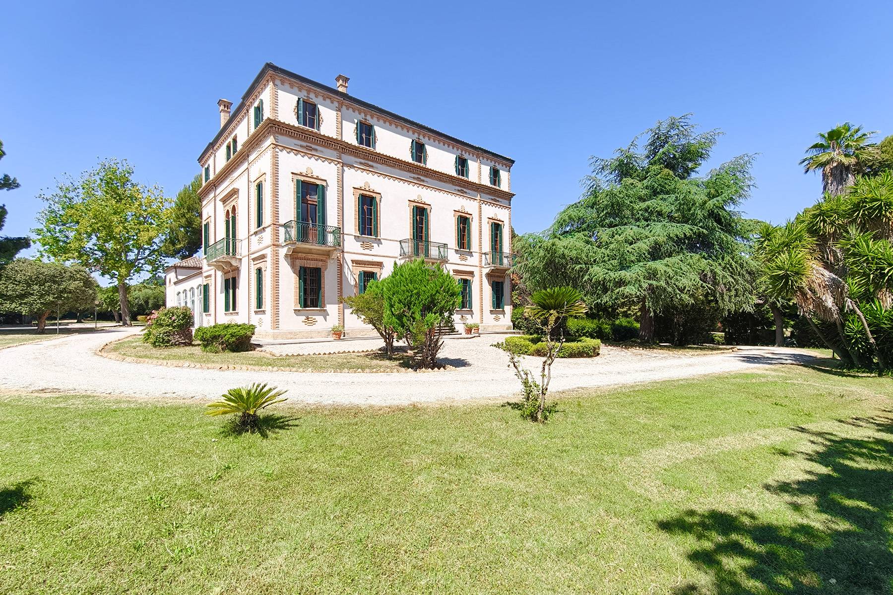  Grand Estate with Sea Views in Le Marche - 物件實景