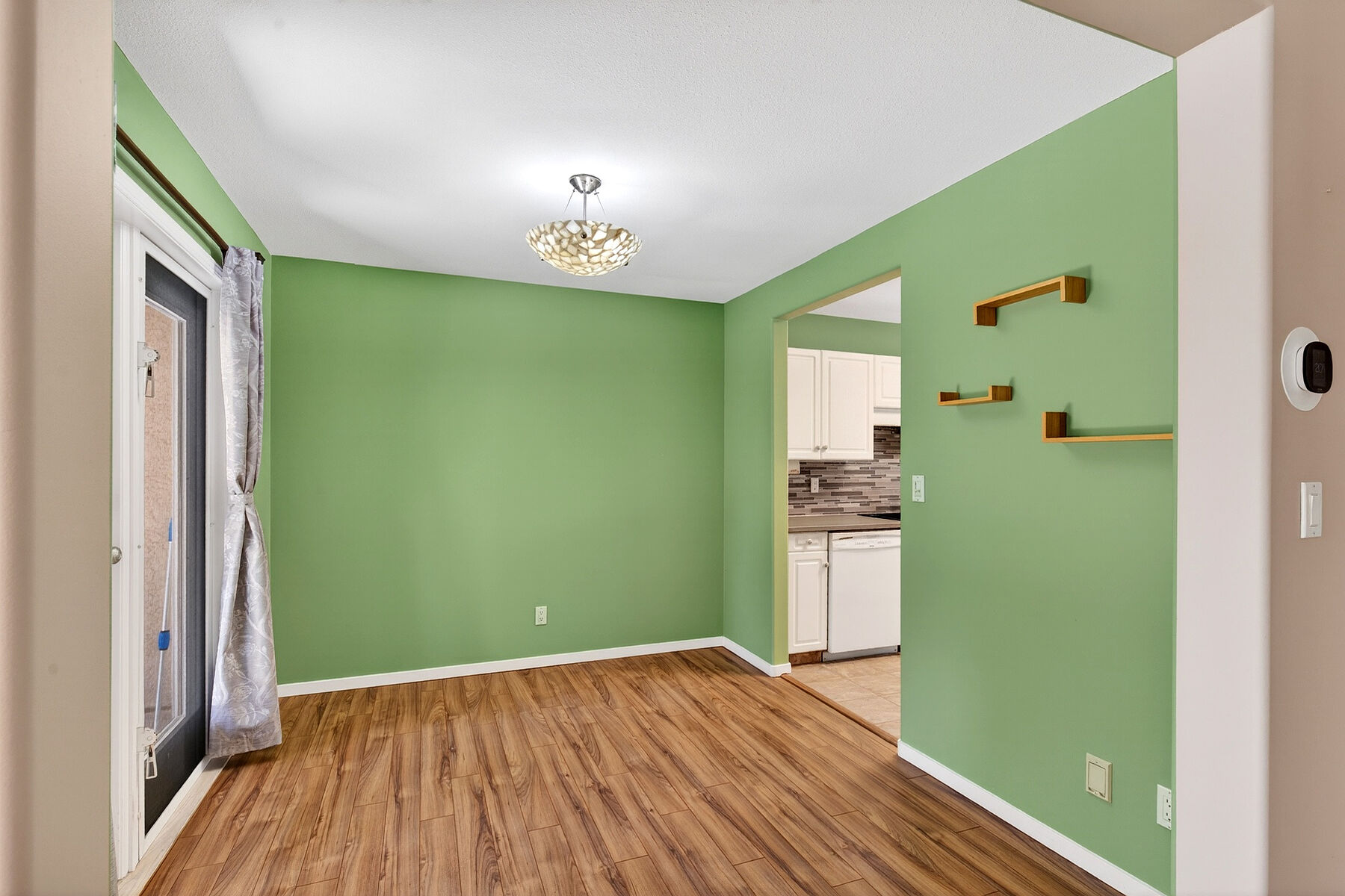  Move-In Ready Townhome - 物件實景