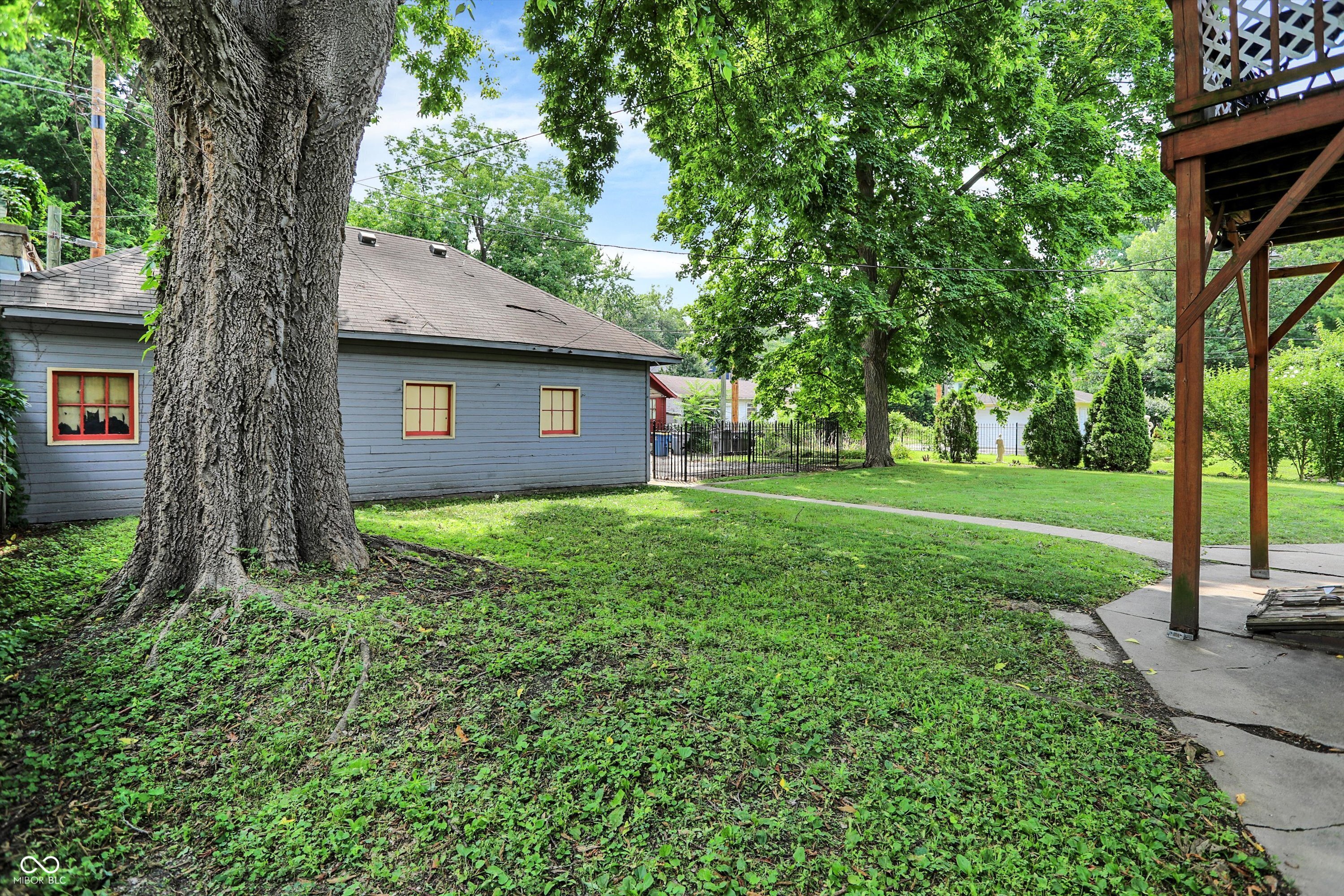 Indianapolis, Indiana, 46201, United States, ,Residential,For Sale,1893687