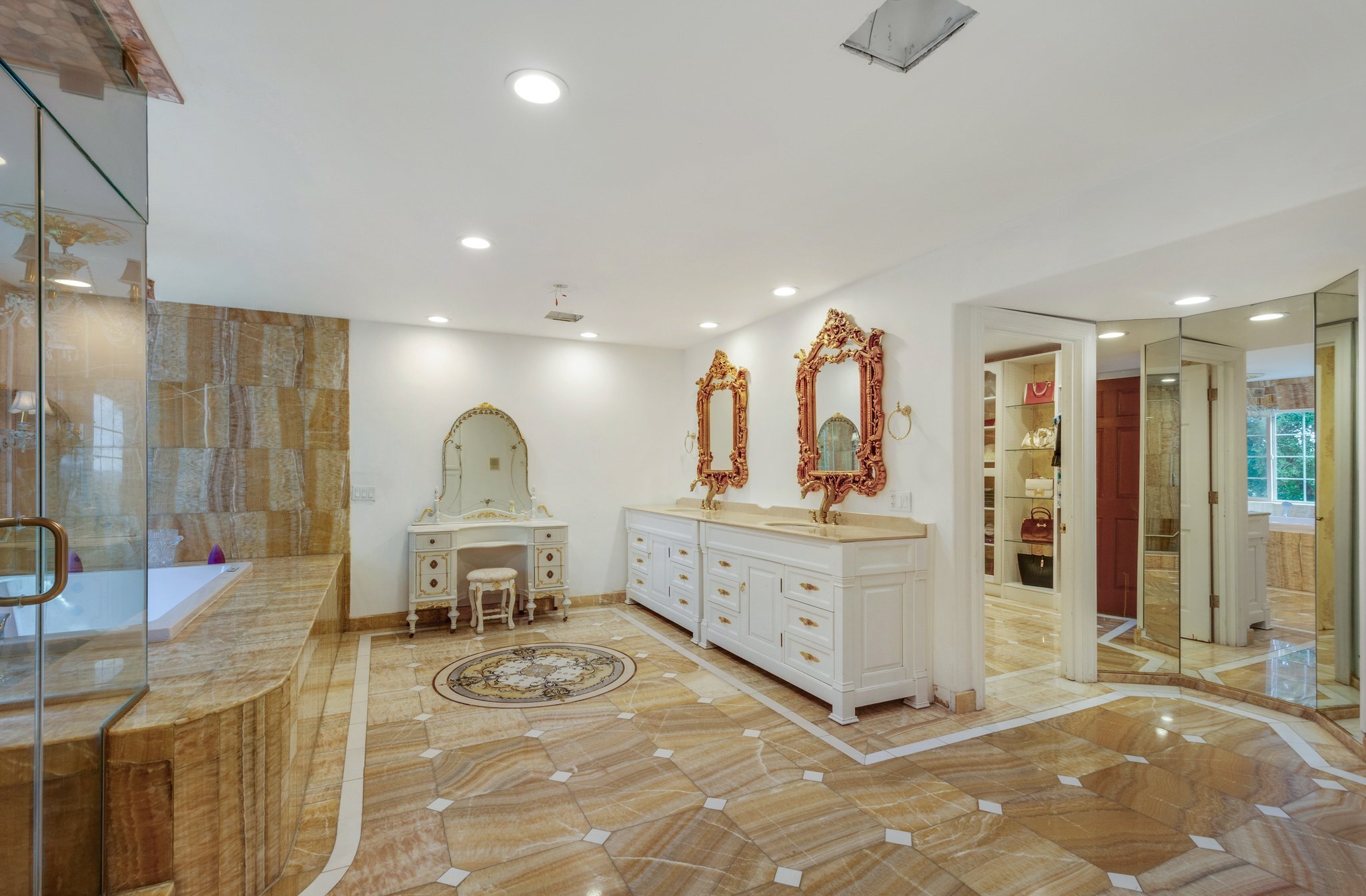  21128 Bellini Dr - 物件實景