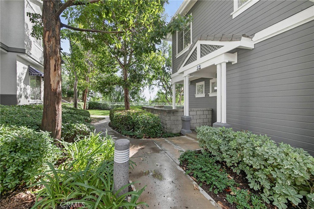 Aliso Viejo, California, 92656, United States, 3 Bedrooms Bedrooms, ,3 BathroomsBathrooms,Residential,For Sale,1997442