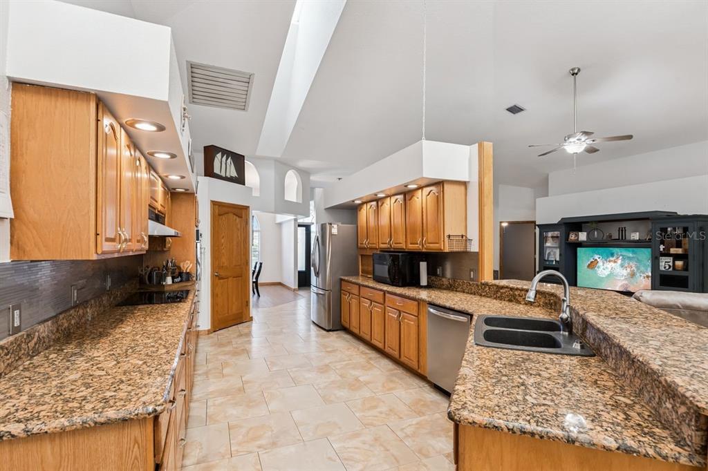 Sorrento, Florida, 32776, United States, 4 Bedrooms Bedrooms, ,3 BathroomsBathrooms,Residential,For Sale,1992093