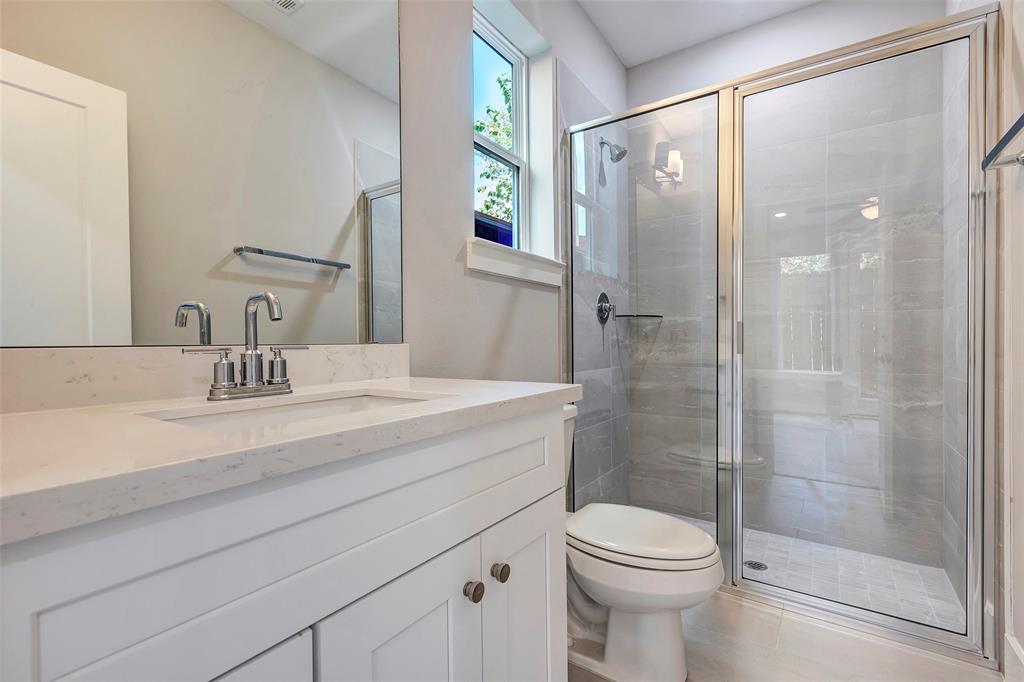 Houston, Texas, 77003, United States, 3 Bedrooms Bedrooms, ,4 BathroomsBathrooms,Residential,For Sale,1793835