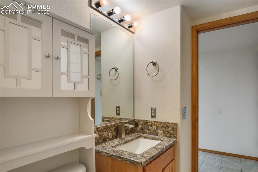 Colorado Springs, Colorado, 80951, United States, 5 Bedrooms Bedrooms, ,4 BathroomsBathrooms,Residential,For Sale,1882285
