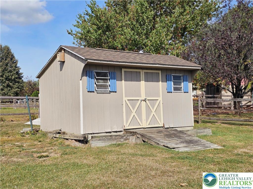 North Whitehall Twp, Pennsylvania, 18078, United States, 4 Bedrooms Bedrooms, ,3 BathroomsBathrooms,Residential,For Sale,1961837