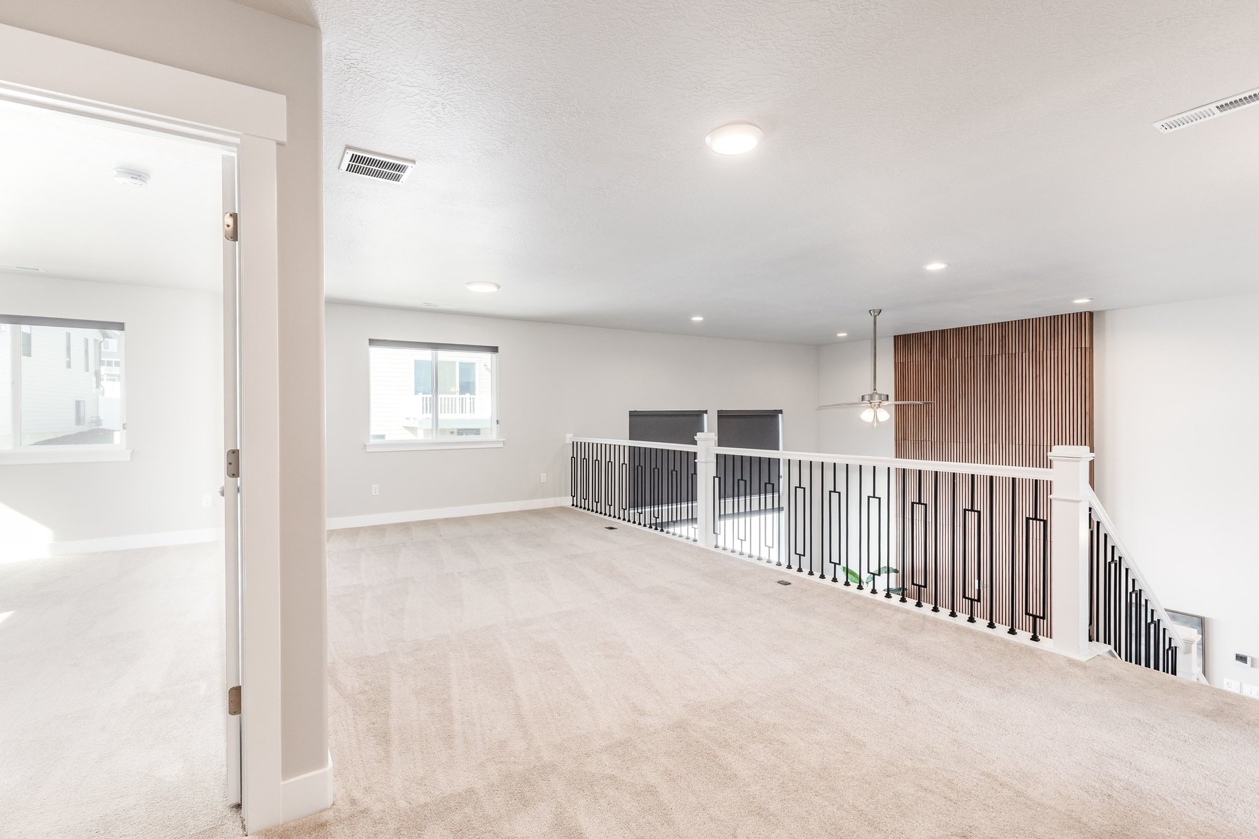  Fantastically Upgraded 2-Story Home with Theater and ADU - 物件實景