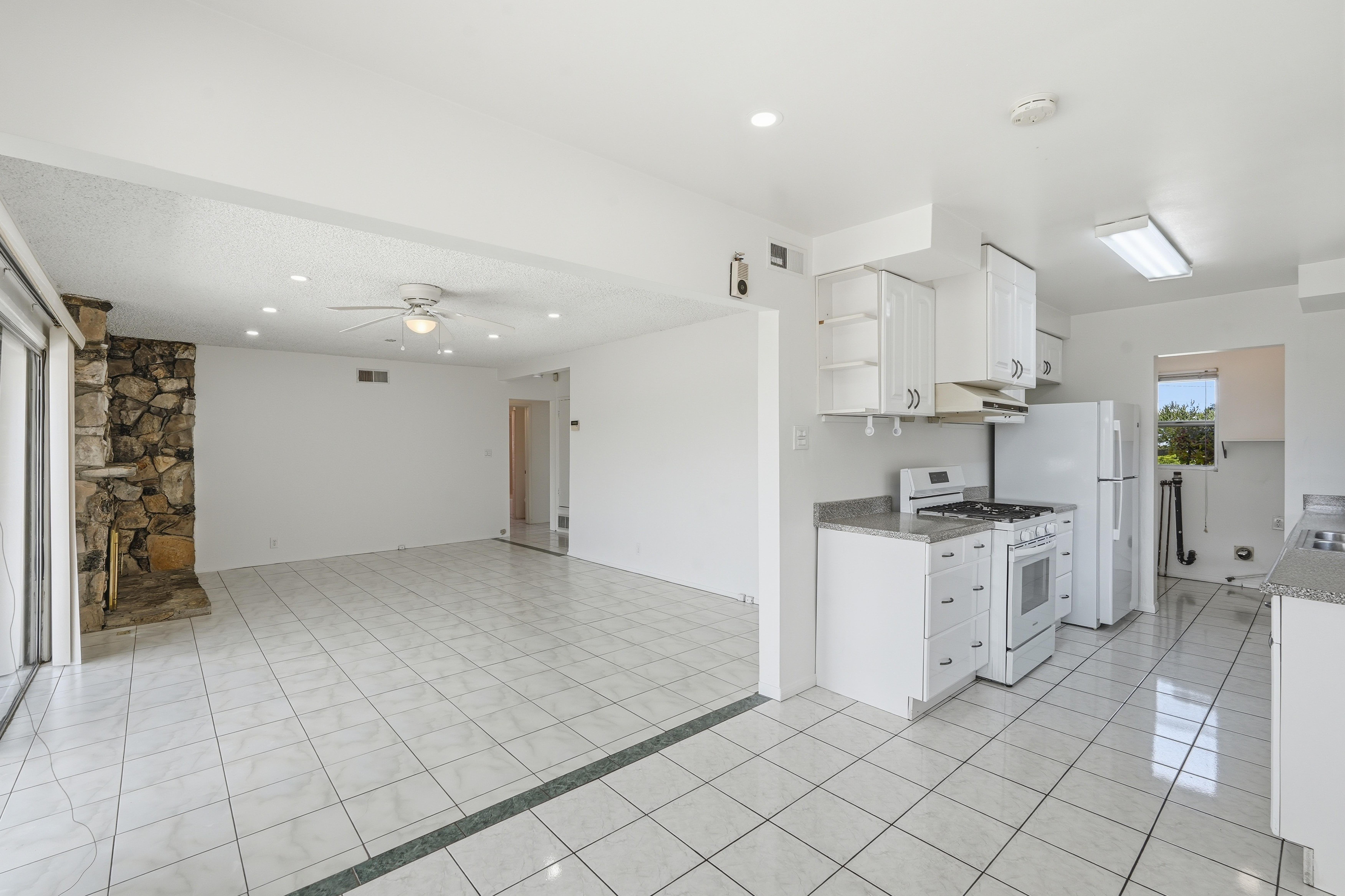  15627 Prairie Avenue, Lawndale, CA 90260 - 物件實景