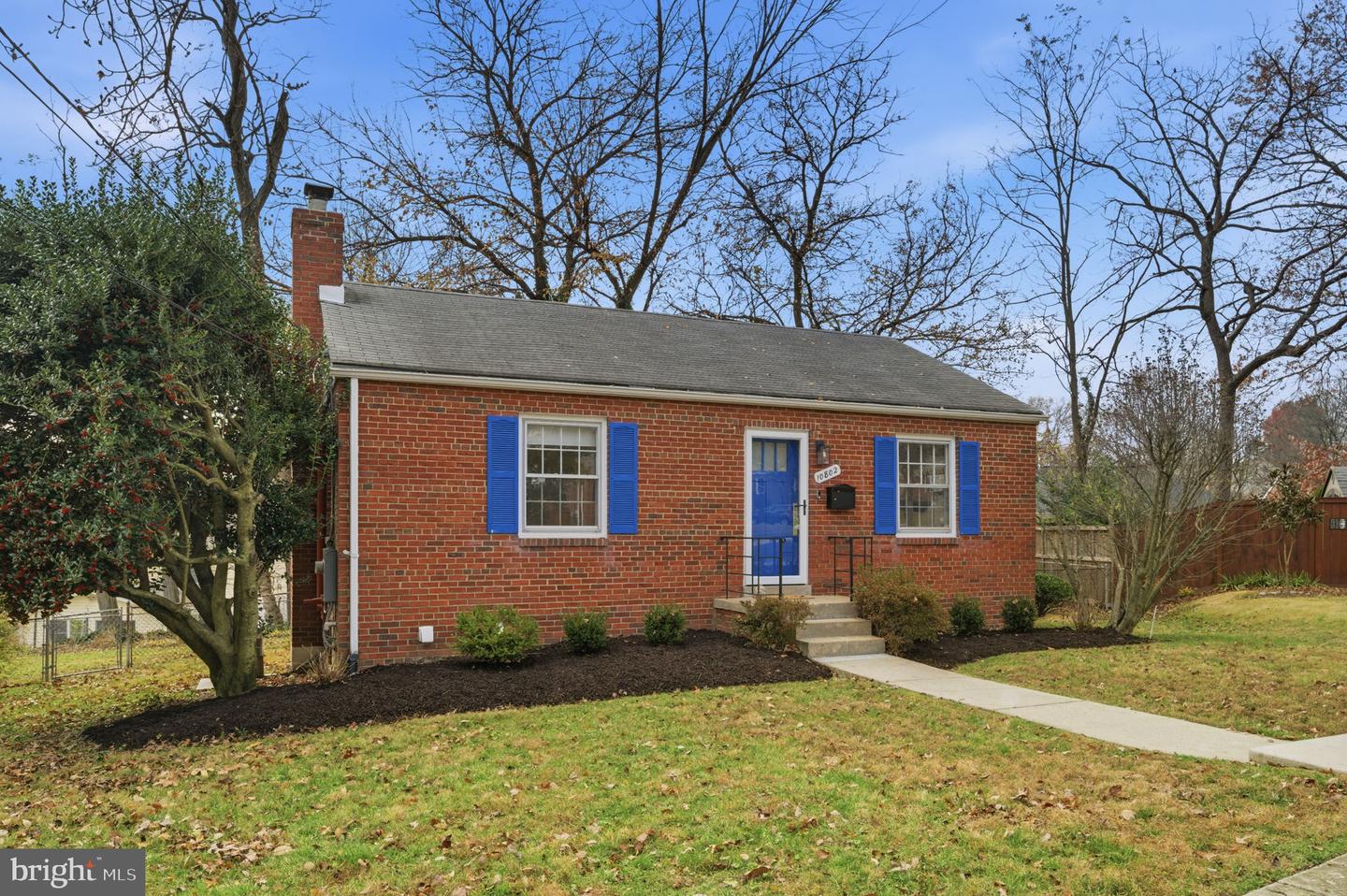 Kensington, Maryland, 20895, United States, 3 Bedrooms Bedrooms, ,2 BathroomsBathrooms,Residential,For Sale,1999038