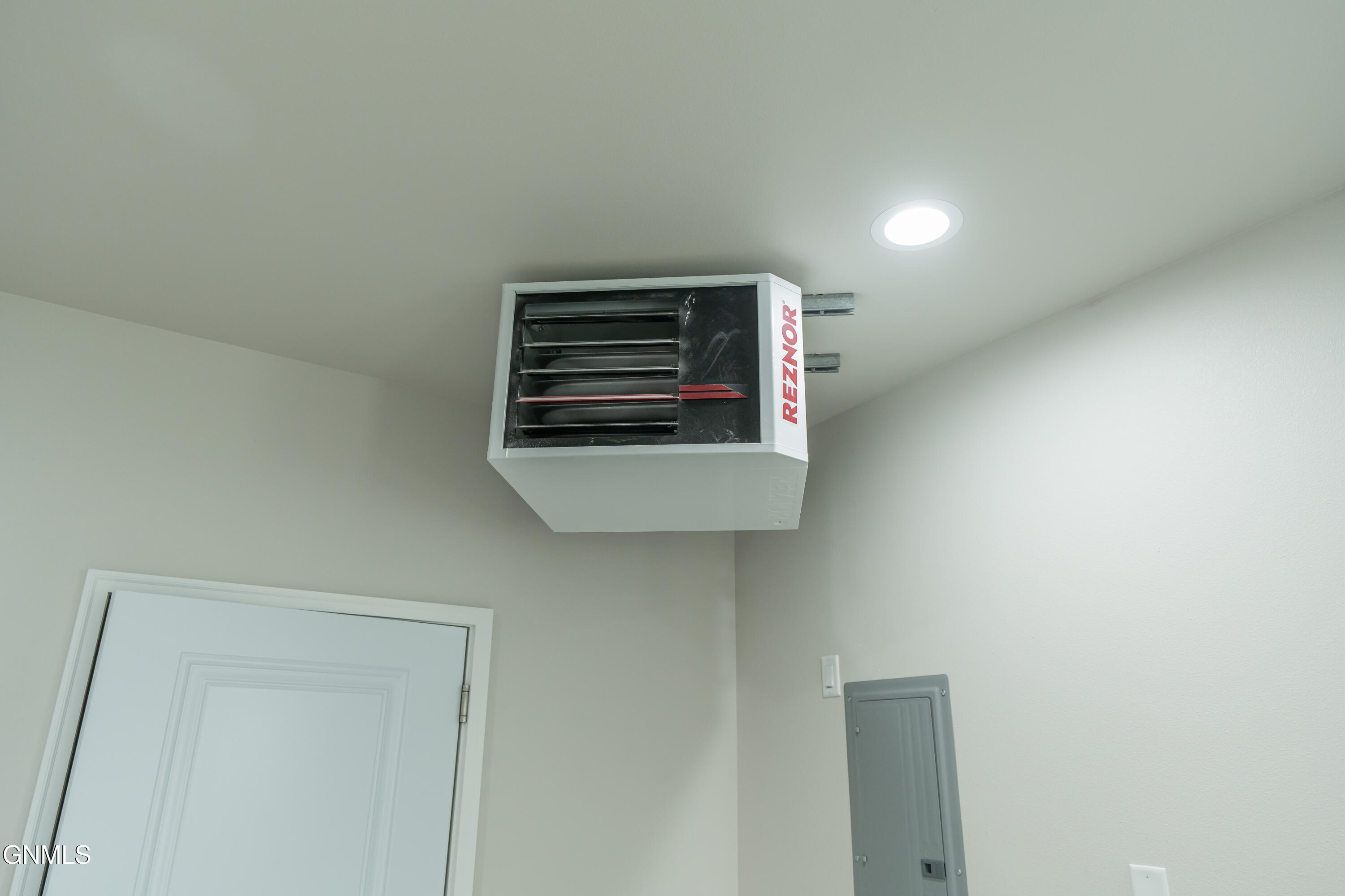 Bismarck, North Dakota, 58504, United States, 3 Bedrooms Bedrooms, ,3 BathroomsBathrooms,Residential,For Sale,1978432