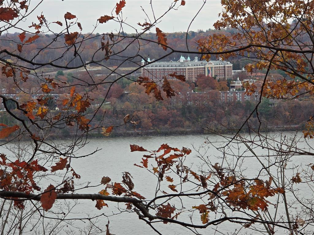 Highland, New York, 12528, United States, ,Residential,For Sale,1989942