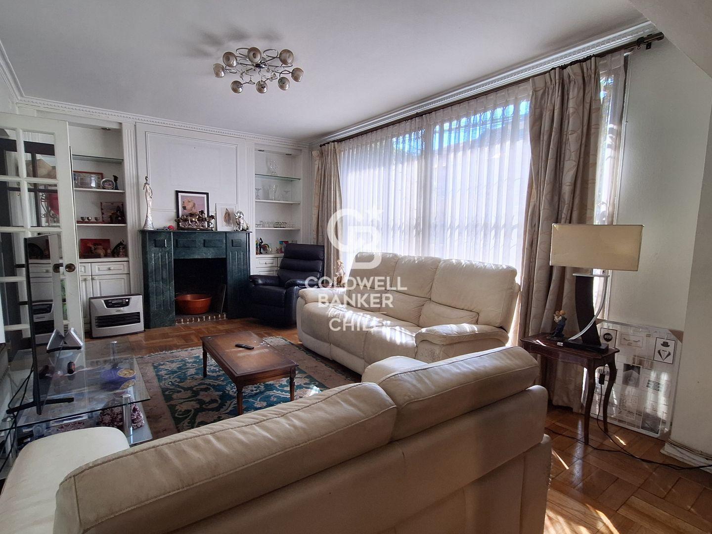 Providencia, Chile, 4 Bedrooms Bedrooms, ,3 BathroomsBathrooms,Residential,For Sale,1955775