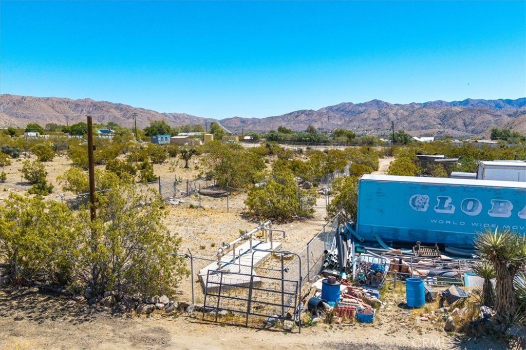 Morongo Valley, California, 92256, United States, 2 Bedrooms Bedrooms, ,2 BathroomsBathrooms,Residential,For Sale,1819780