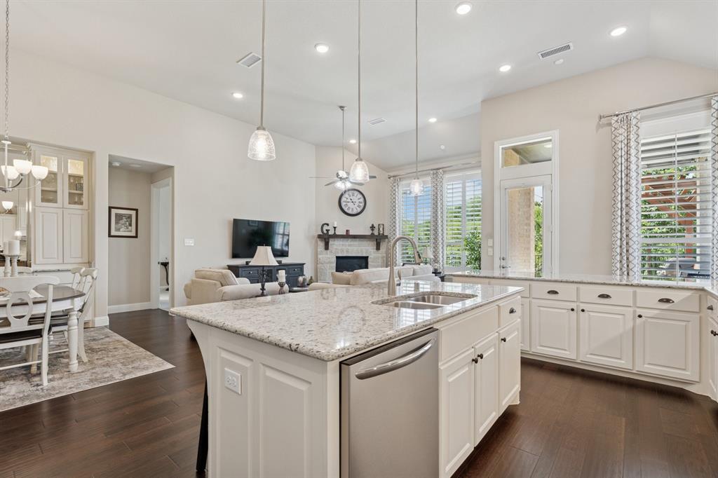Aledo, Texas, 76008, United States, 3 Bedrooms Bedrooms, ,3 BathroomsBathrooms,Residential,For Sale,1873850