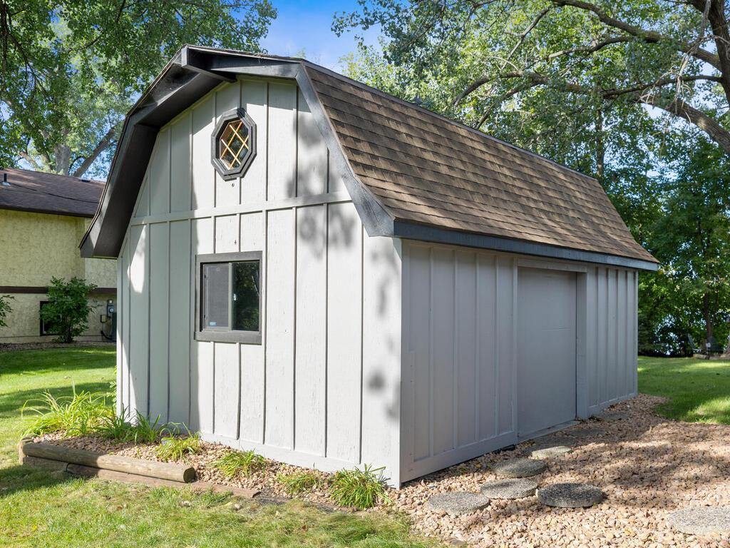 Maple Grove, Minnesota, 55369, United States, 5 Bedrooms Bedrooms, ,1 BathroomBathrooms,Residential,For Sale,1941602