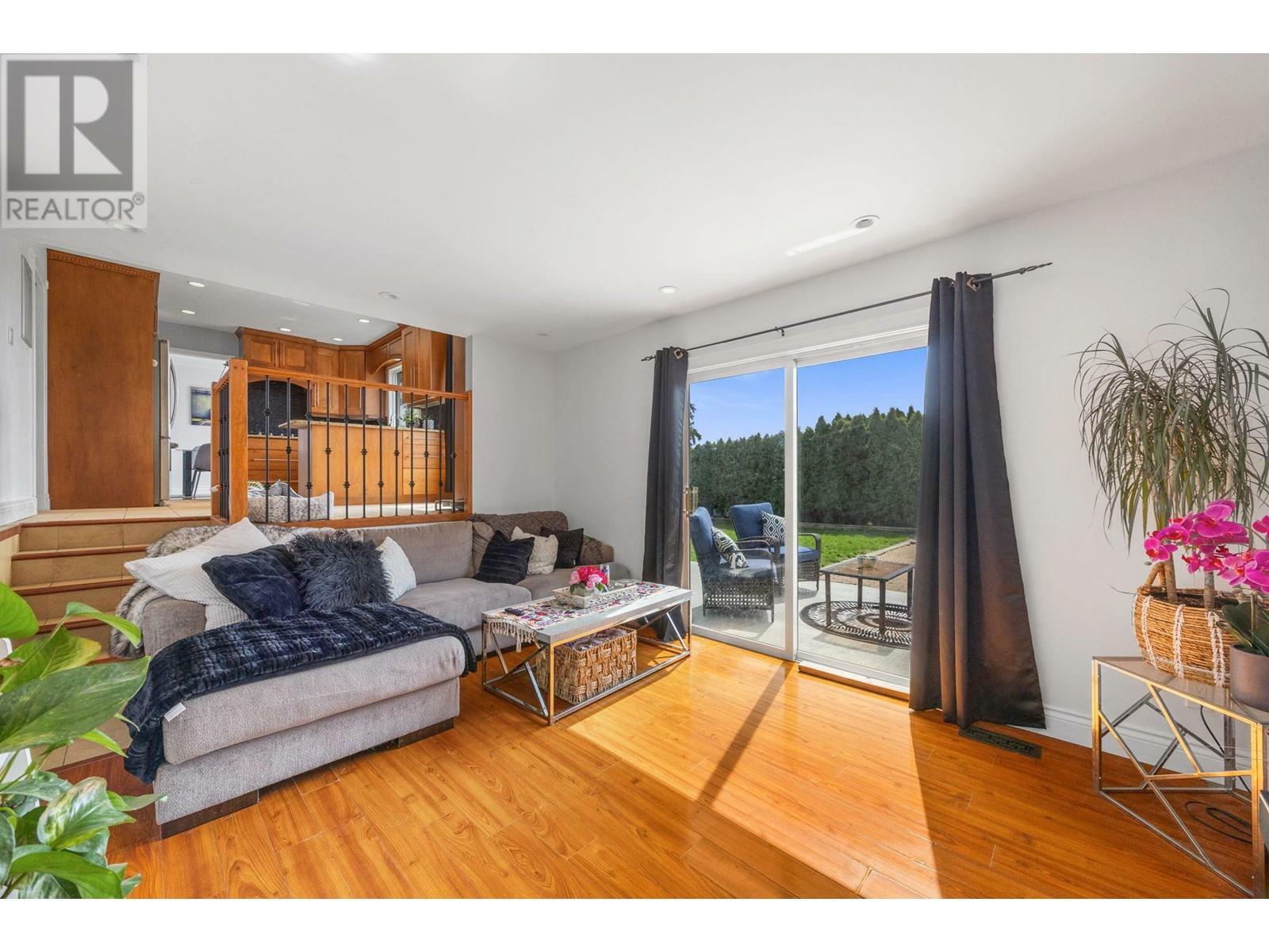 WEST KELOWNA, British Columbia, V1Z 1Z4, CA, 5 Bedrooms Bedrooms, ,1 BathroomBathrooms,Residential,For Sale,1836903