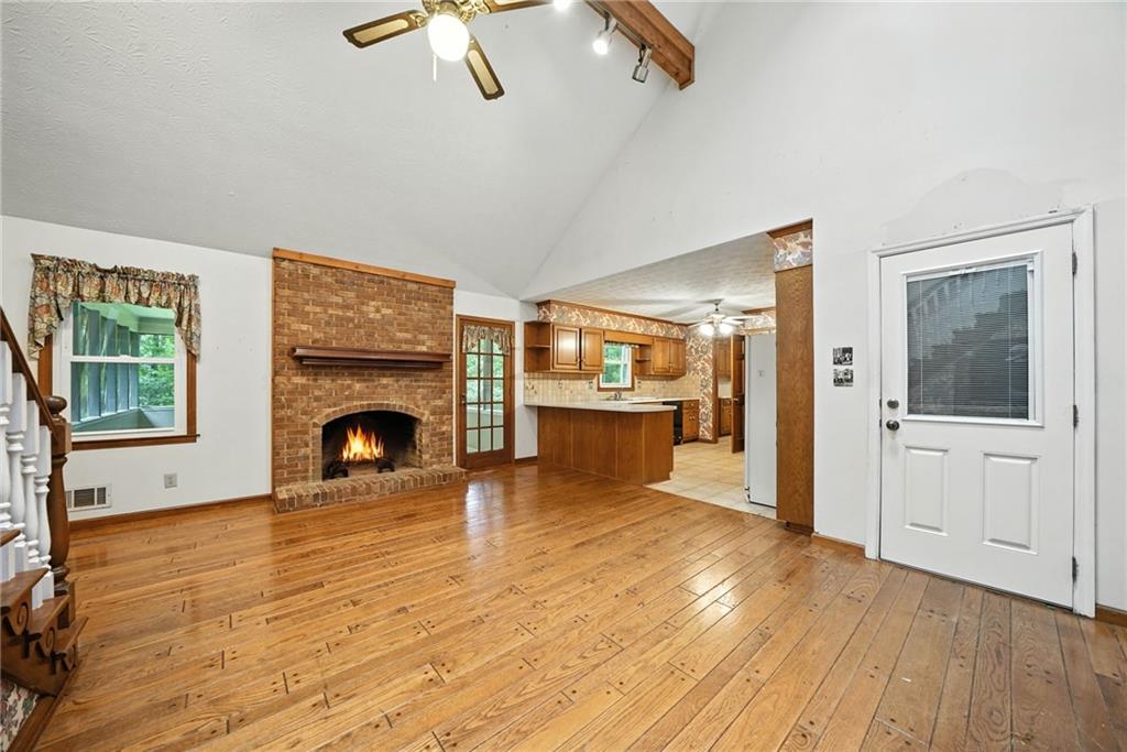 Snellville, Georgia, 30078, United States, 7 Bedrooms Bedrooms, ,5 BathroomsBathrooms,Residential,For Sale,1919964
