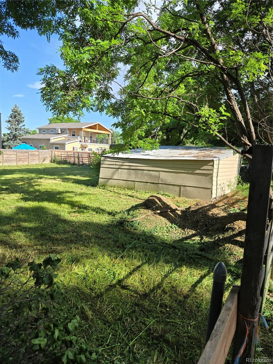 Lakewood, Colorado, 80215, United States, 4 Bedrooms Bedrooms, ,2 BathroomsBathrooms,Residential,For Sale,1875138