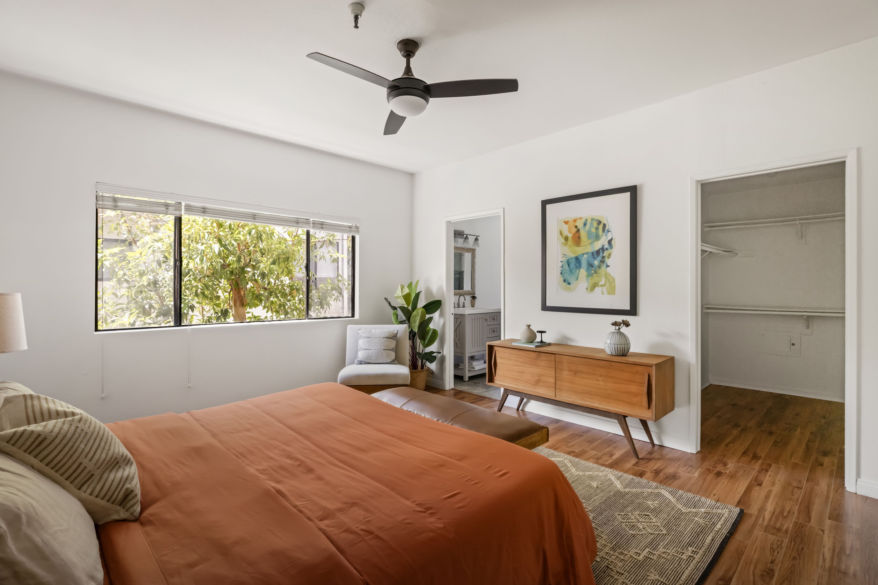  14630 Dickens Street - 物件實景