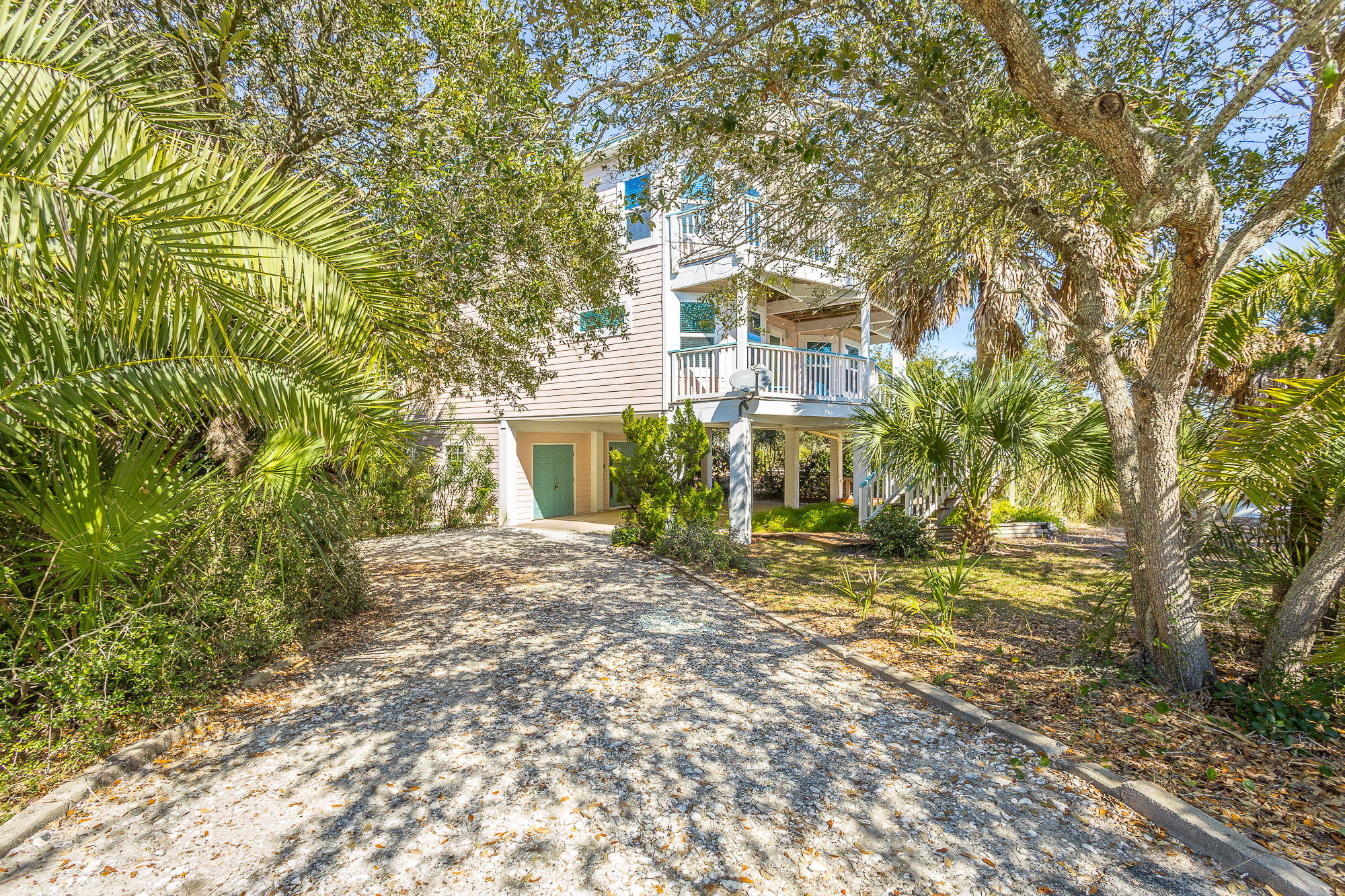 St George Island, Florida, 32328, United States, 4 Bedrooms Bedrooms, ,3 BathroomsBathrooms,Residential,For Sale,1974635