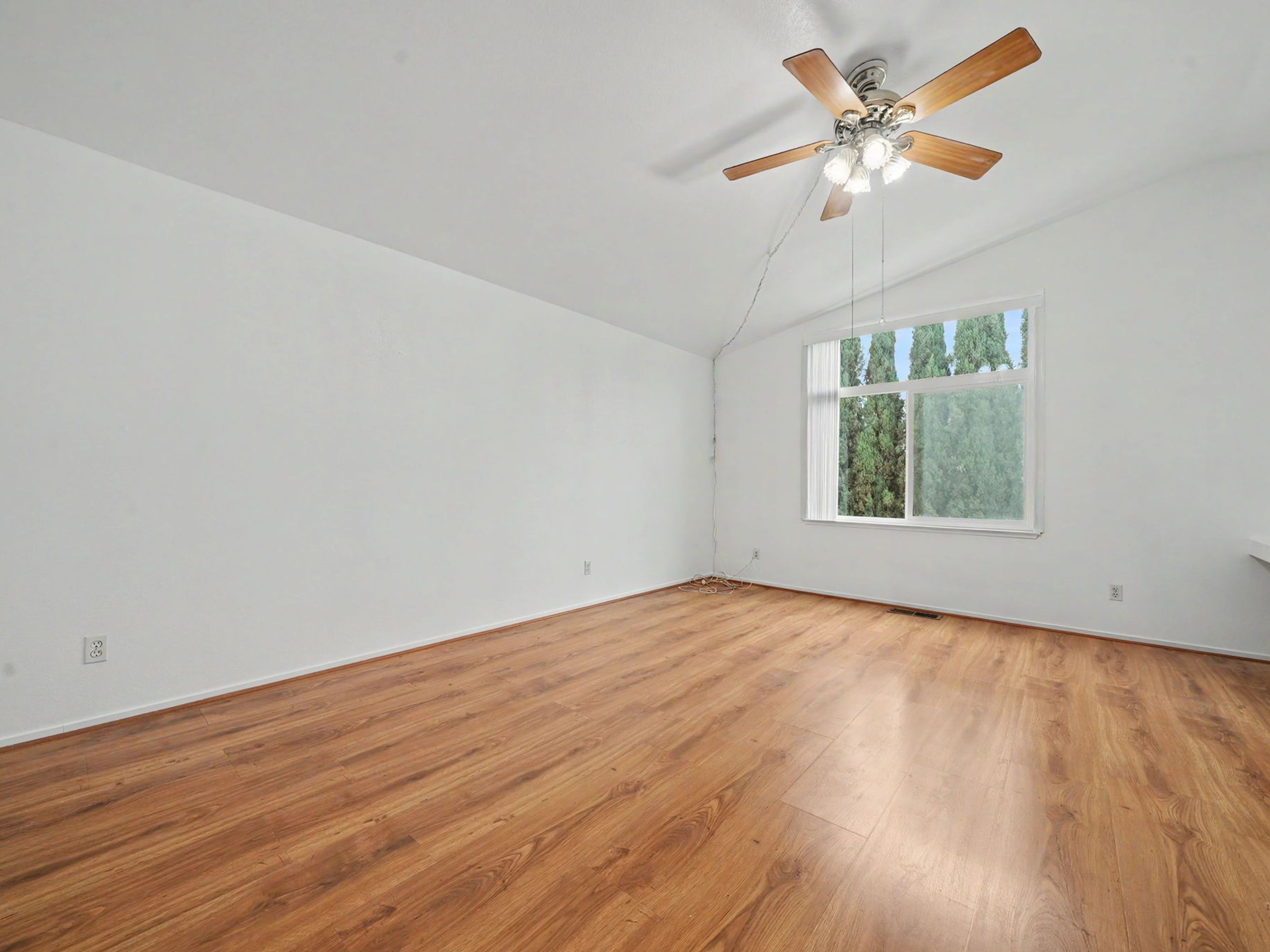  1066 Ruess Road, Ripon, CA 95366 - 物件實景