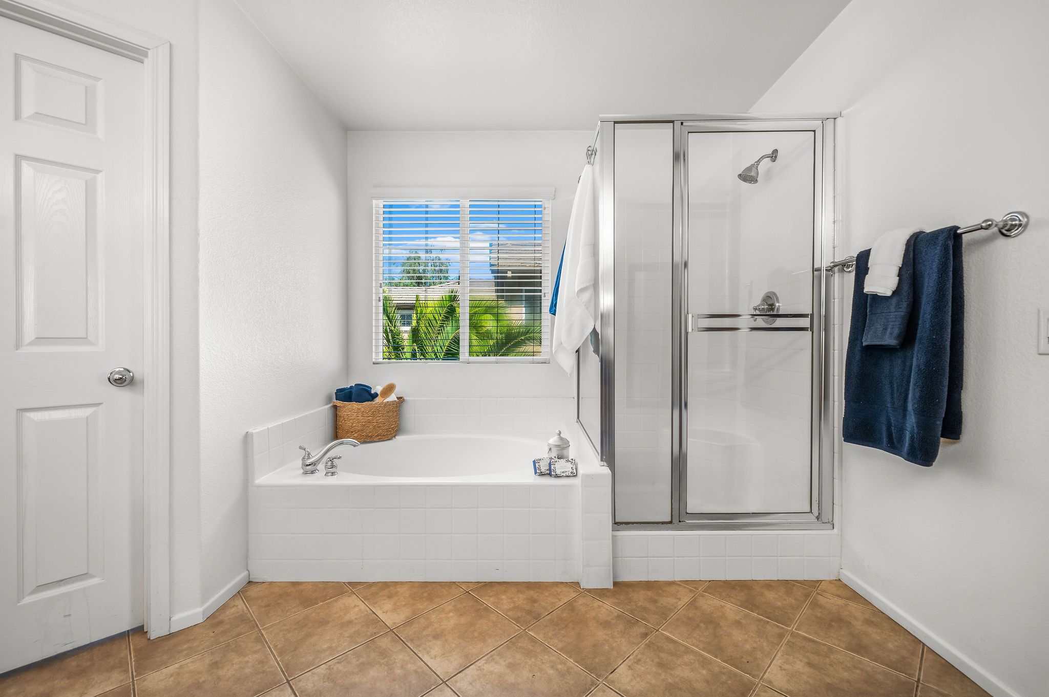  26136 Castle Lane, Murrieta, CA 92563 - 物件實景
